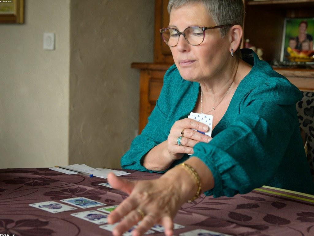 យុទ្ធសាស្ត្រលេងប្រកបដោយប្រសិទ្ធភាព: ការចូលរួមនិងការបង្កើតសមាសភាពល្អ